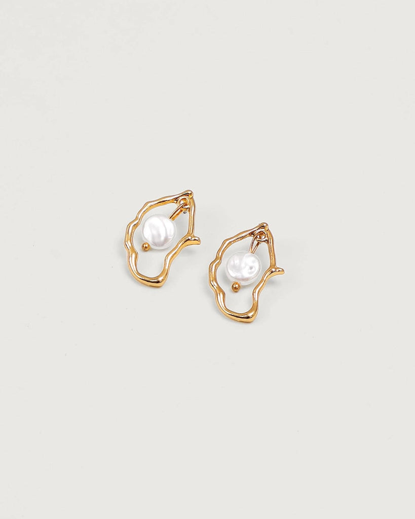 The Asymmetrical Frame Pearl Earrings - RIHOAS