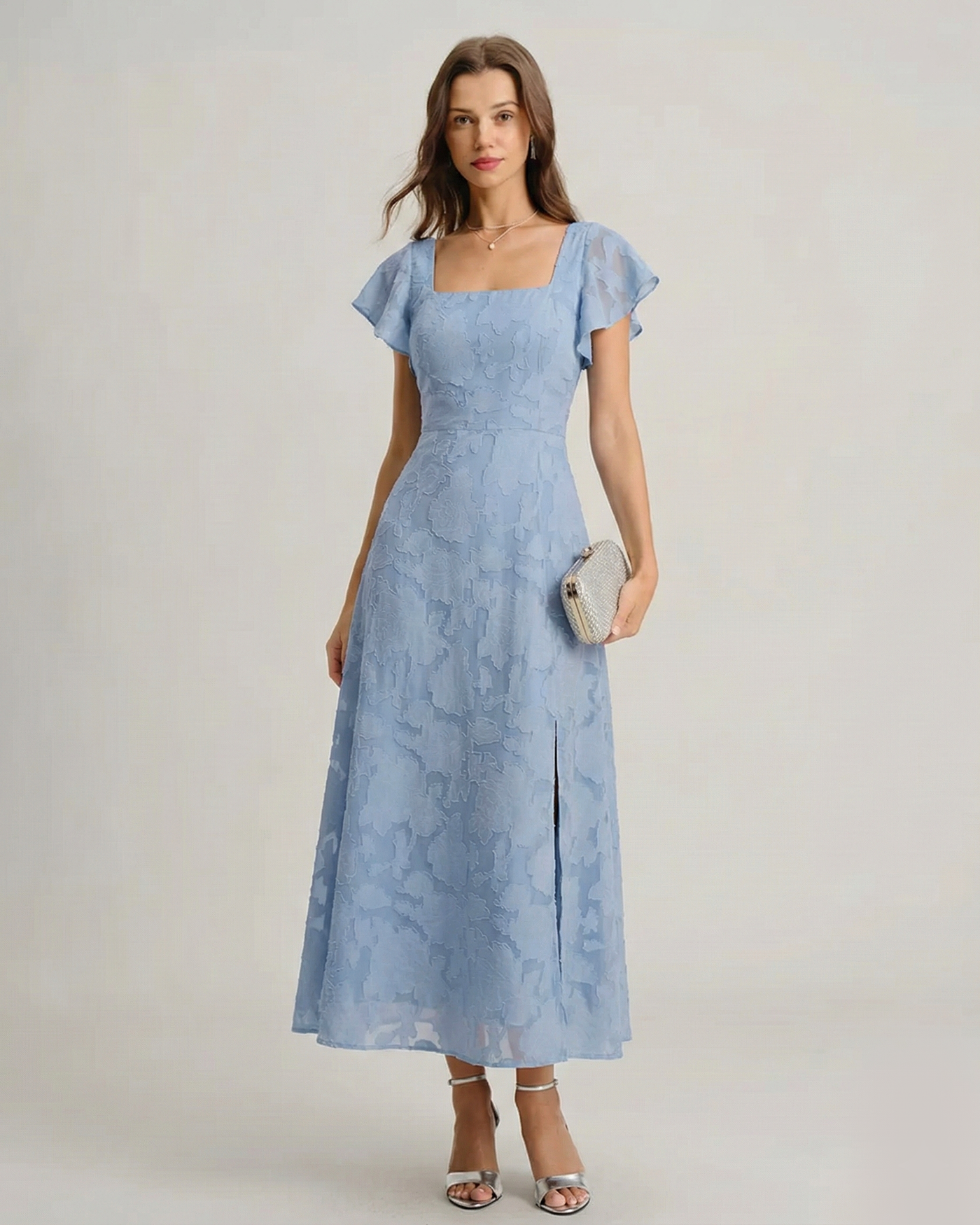Graduation Photos You'll Actually Love: How to Choose a Dress That Photographed Perfectly