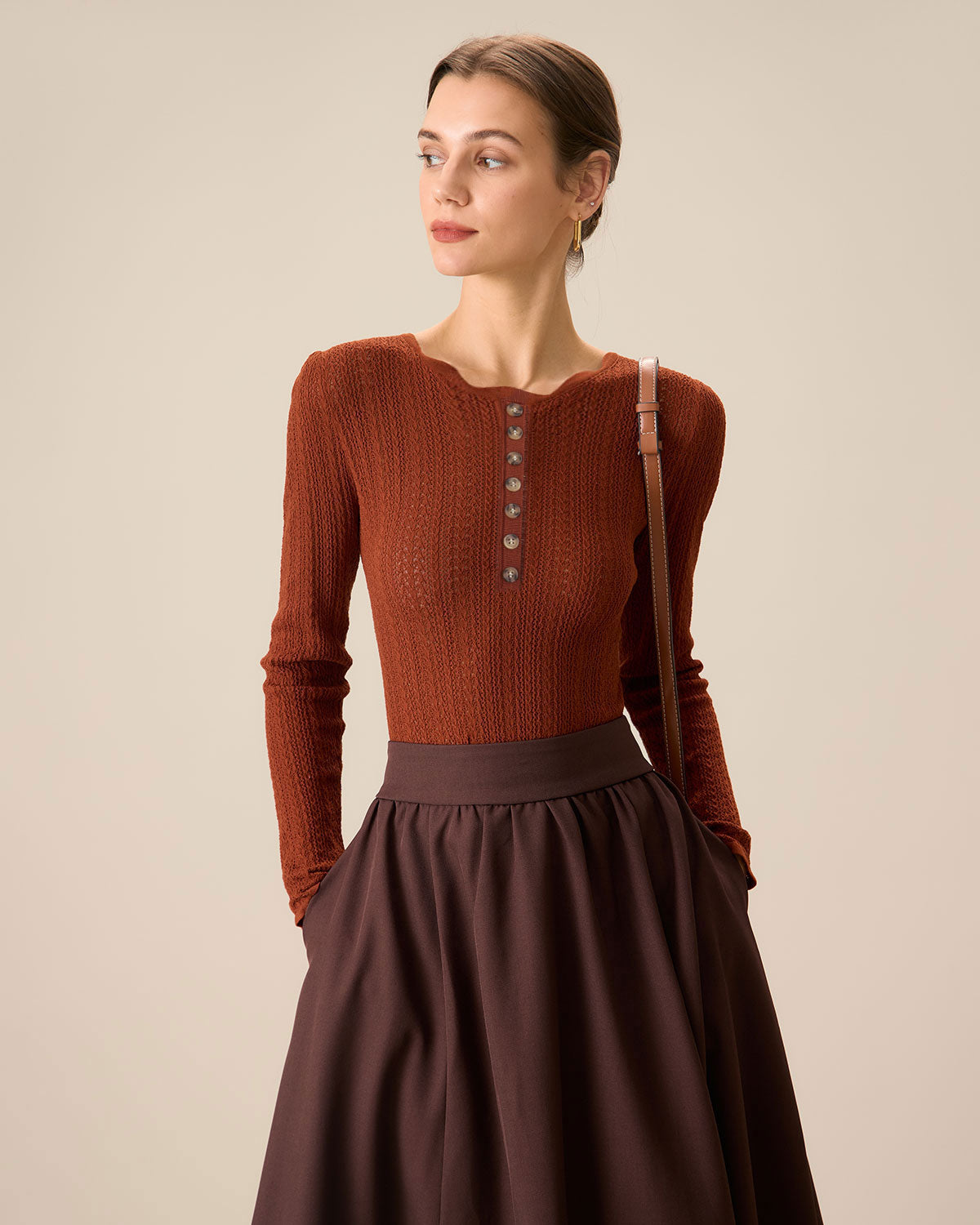 Round Neck Slim Sweater