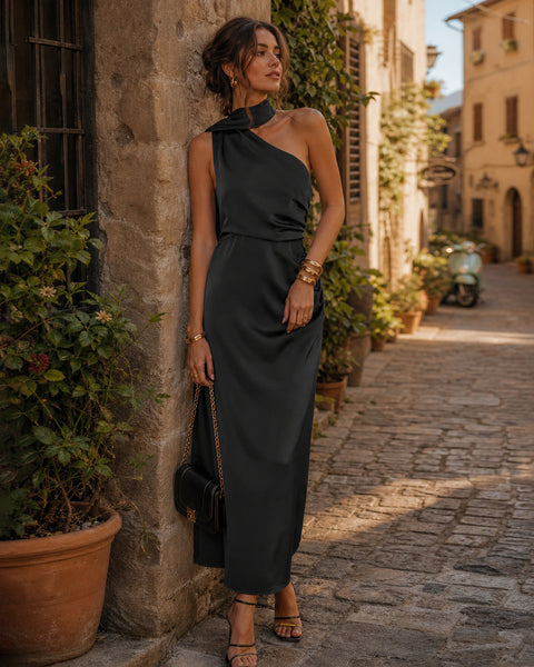 black one sleeved dress KissProm Gradient Cut Glass Mirror One-Shoulder Mini Homecoming Dresses, Black / 4 shes both flattering and captivating with a halter neckline Aliza Knit One Shoulder Bodycon