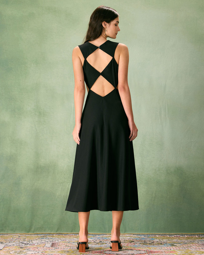 The Black Round Neck Cut Out Midi Dress Dresses - RIHOAS