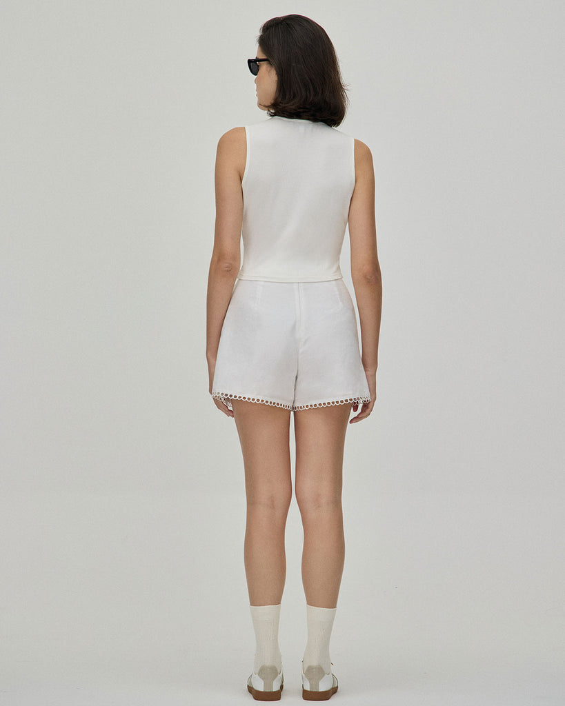 The White Solid Lace Trim Shorts Bottoms - RIHOAS