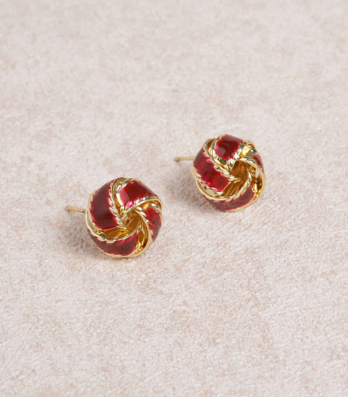 Women's Christmas Vintage Metal Openwork Earrings Red Earrings - RIHOAS