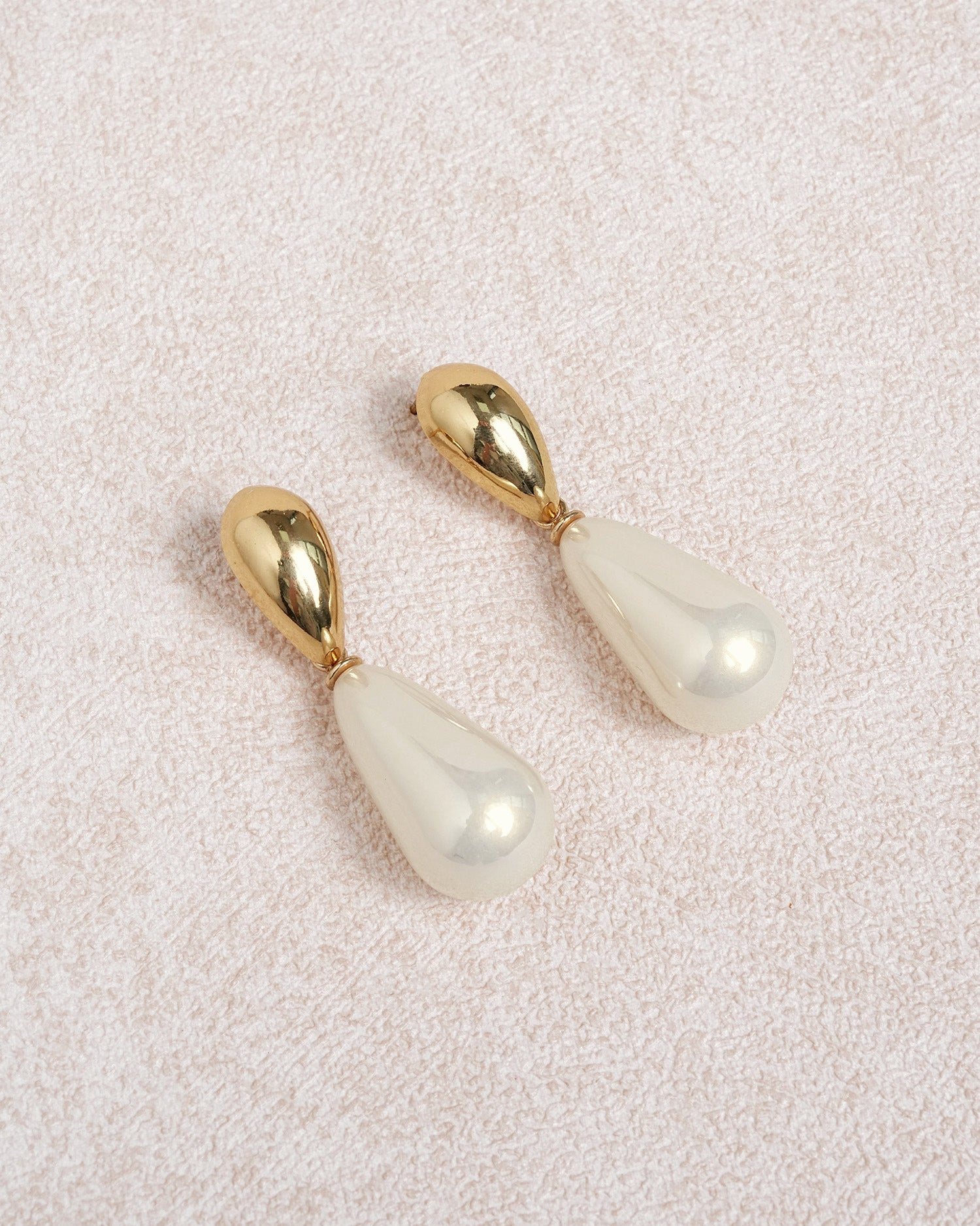 Women's Earrings Off White - RIHOAS