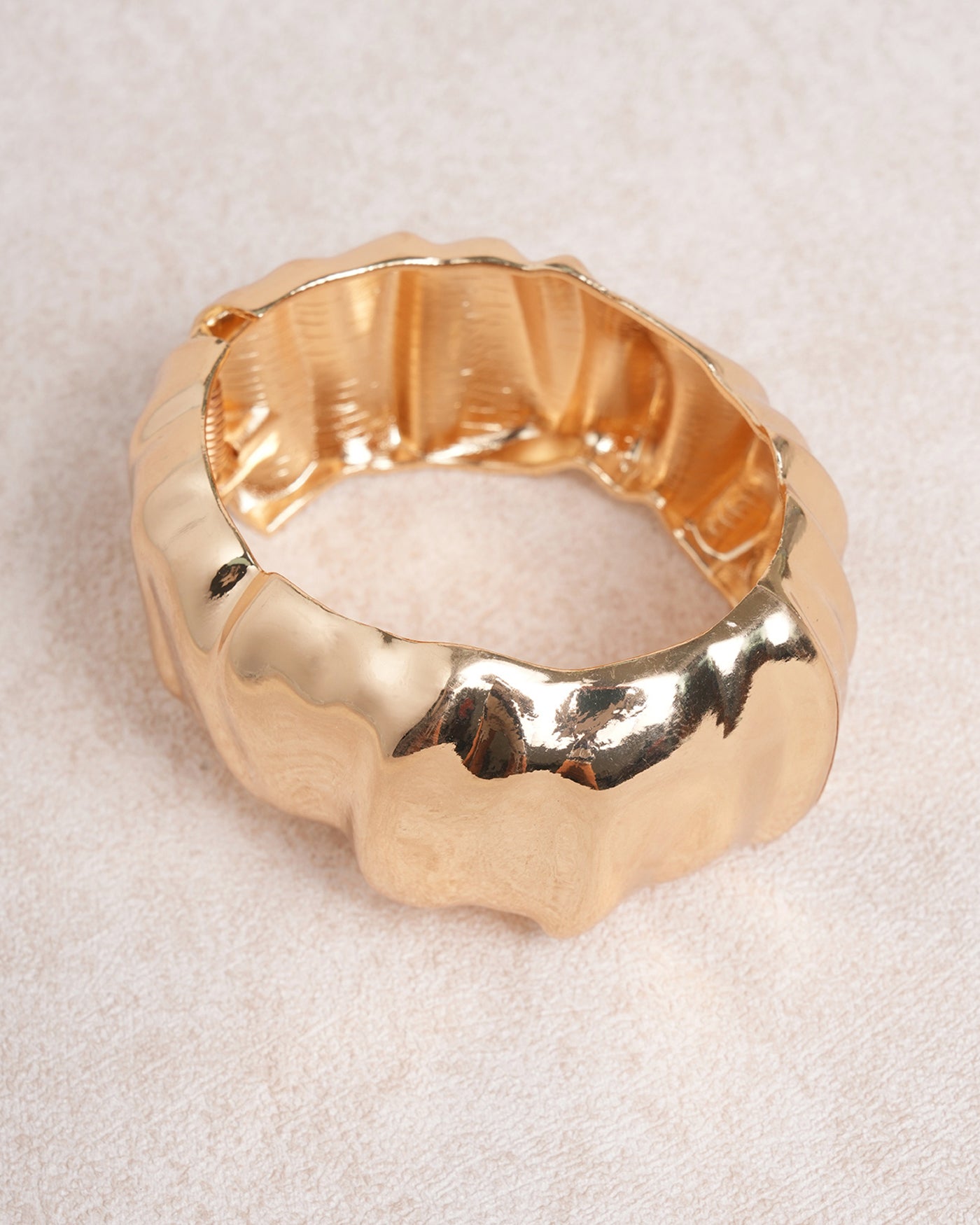 Women's Electroplated Metal Wide Bracelet Bracelets - RIHOAS