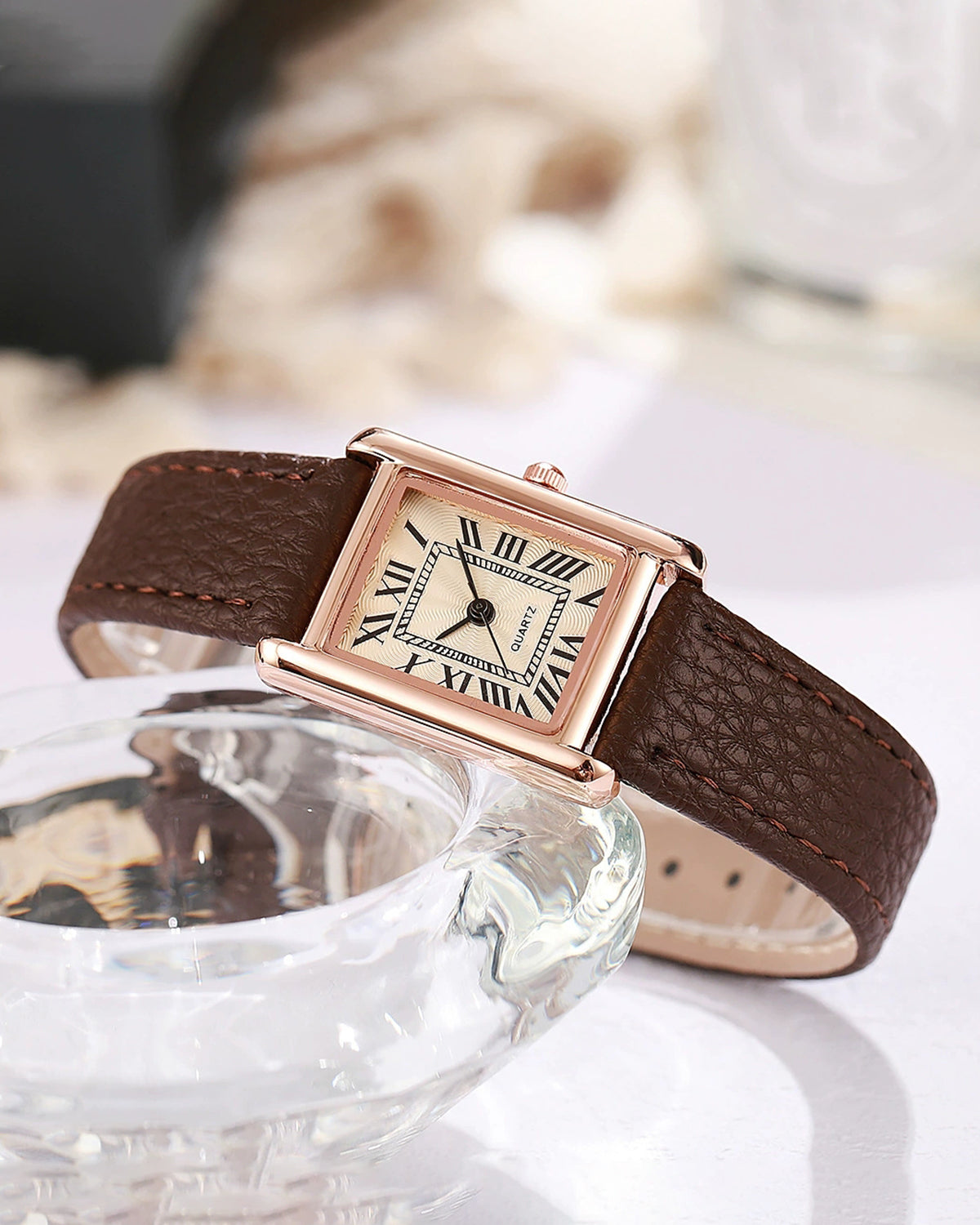 Women's PU Leather Strap Quartz Watch Watch - RIHOAS