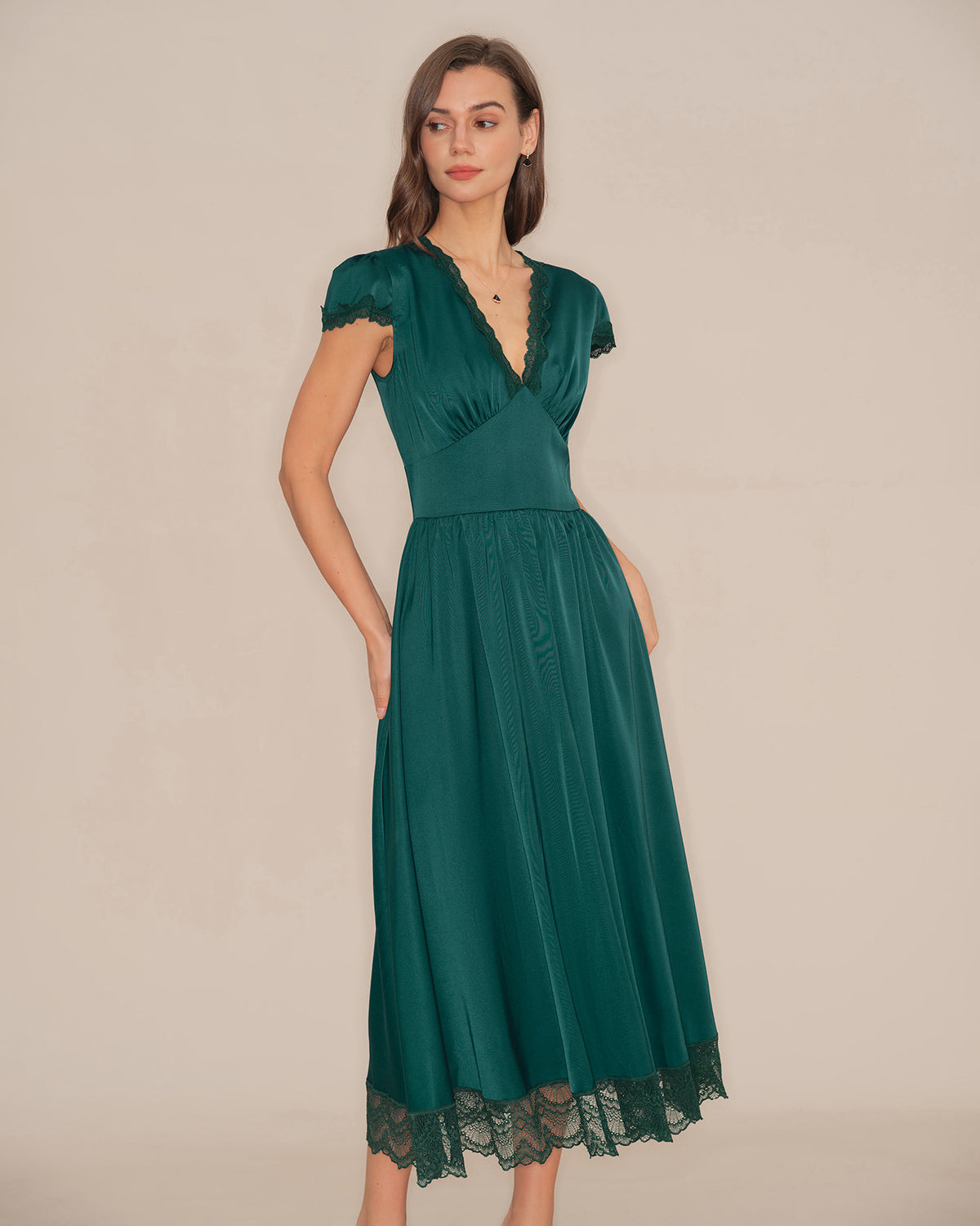 Green V Neck Lace Maxi Dress & Reviews - Green - Dresses
