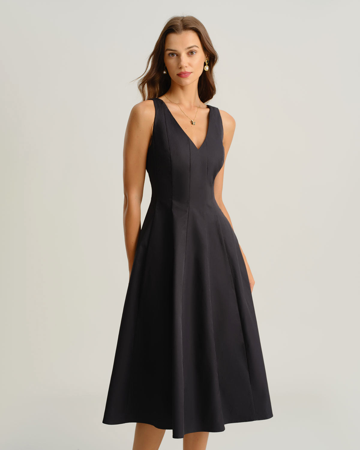 Black V Neck Sleeveless Midi Dress