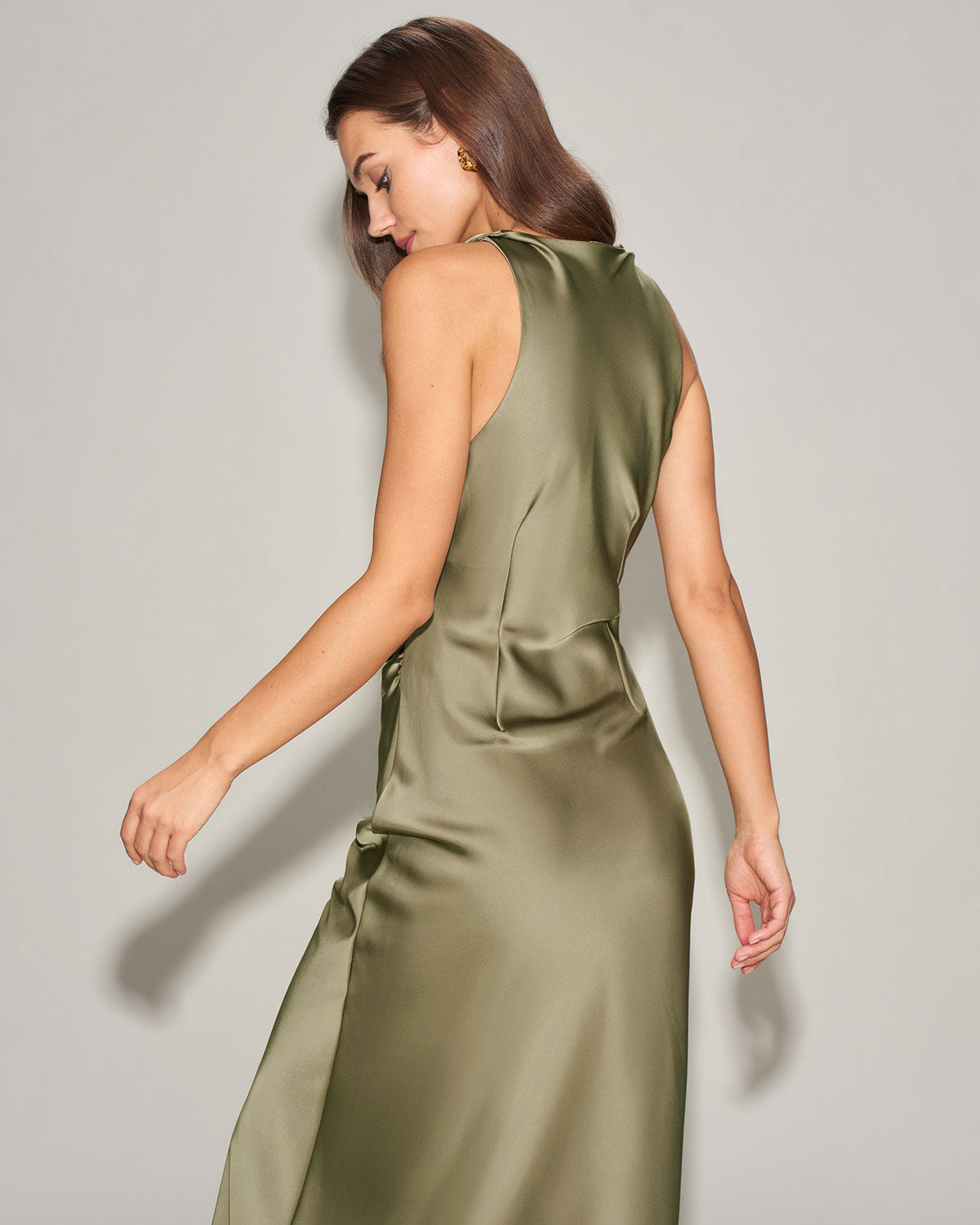 Green Satin Boat Neck Slip Midi Dress & Reviews - Green - Dresses | RIHOAS Green Satin Boat Neck Slip Midi Dress & Reviews - Green - Dresses | RIHOAS