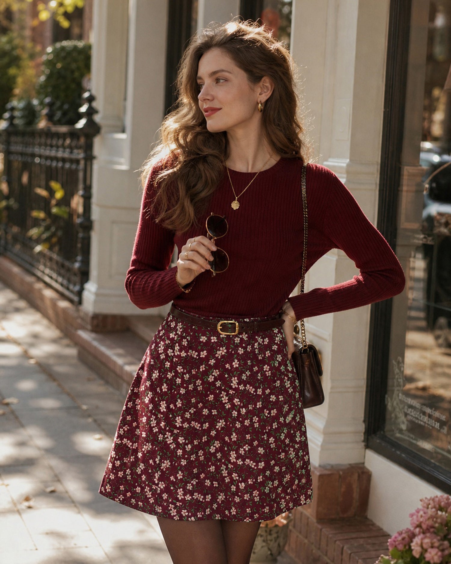 Red Elastic Waist Floral Mini Skirt 02
