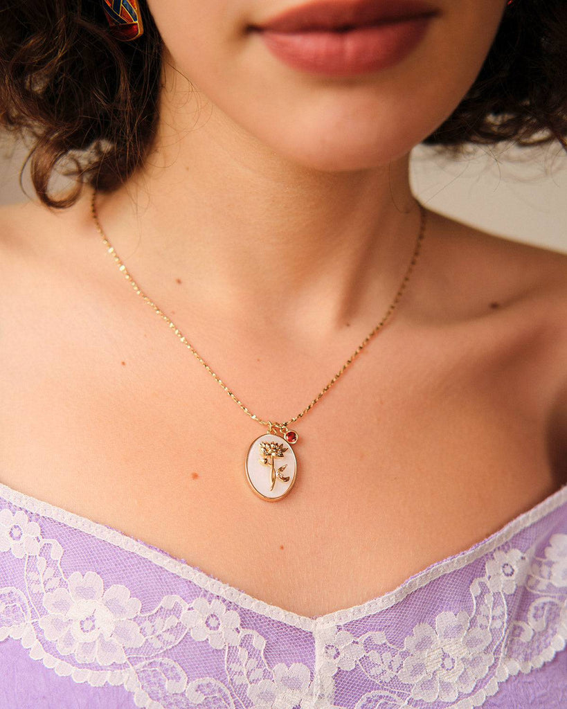The Three-dimensional Floral Oval Pendant Necklace - RIHOAS