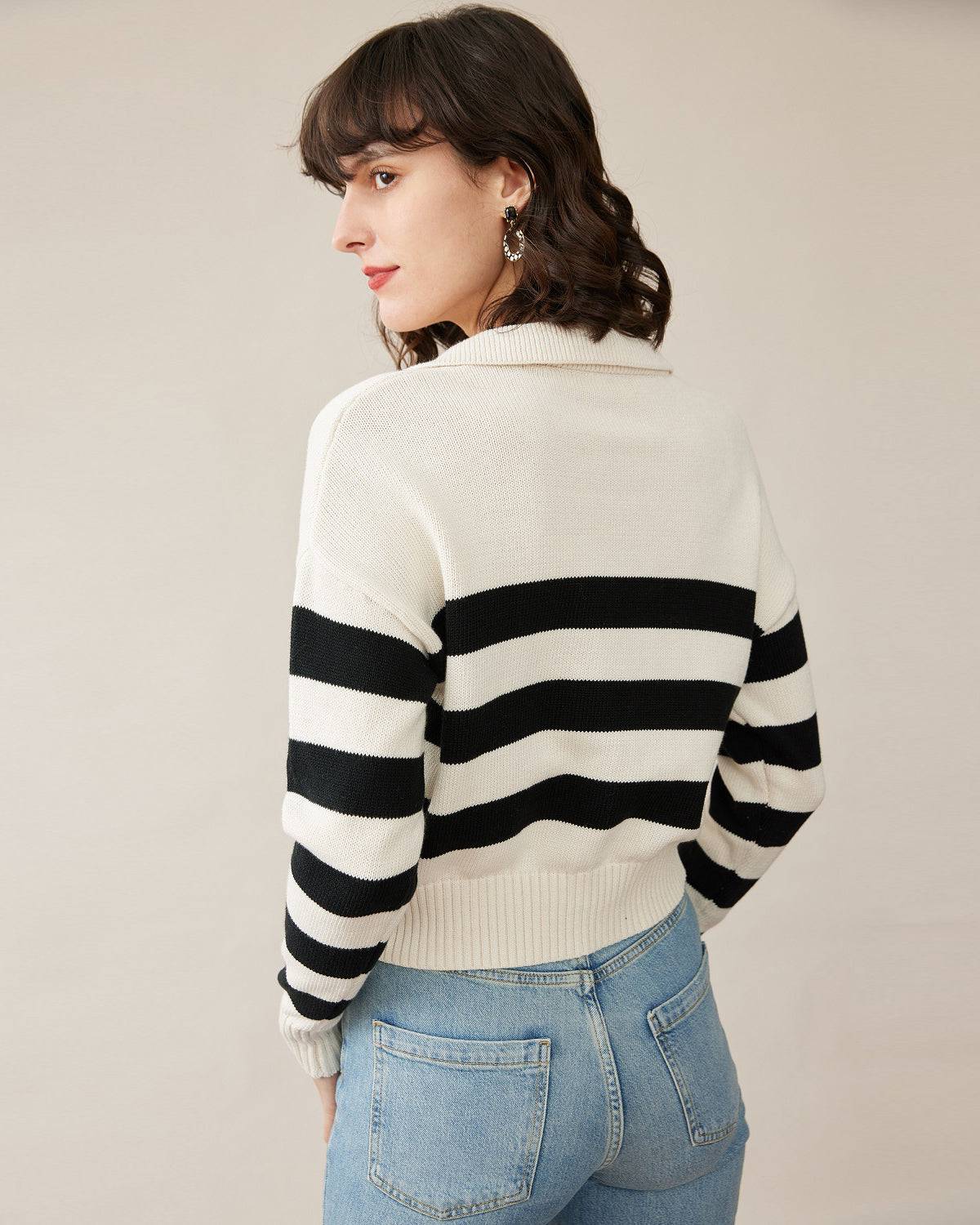 Black crew neck with white collar cheap
