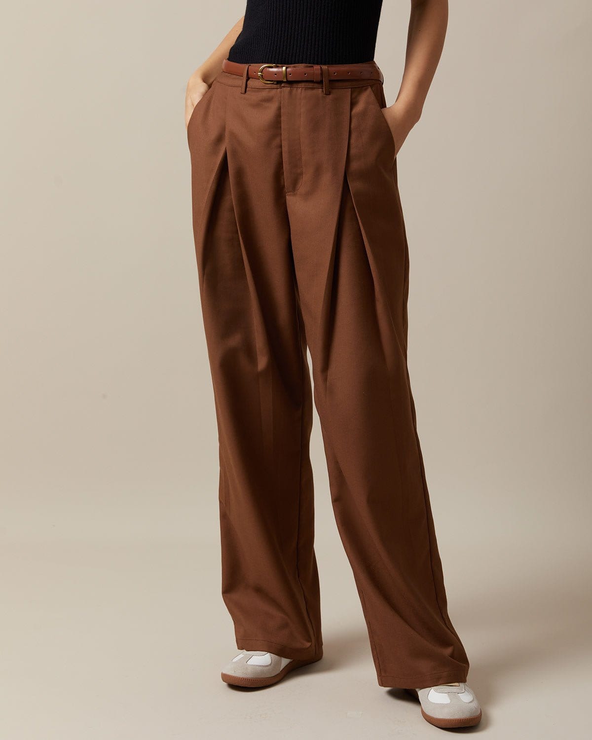 High Rise Pleated Baggy Trousers - Brown